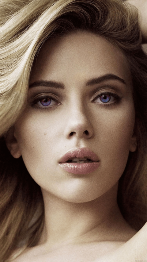 Scarlett Johansson [2800x5000]